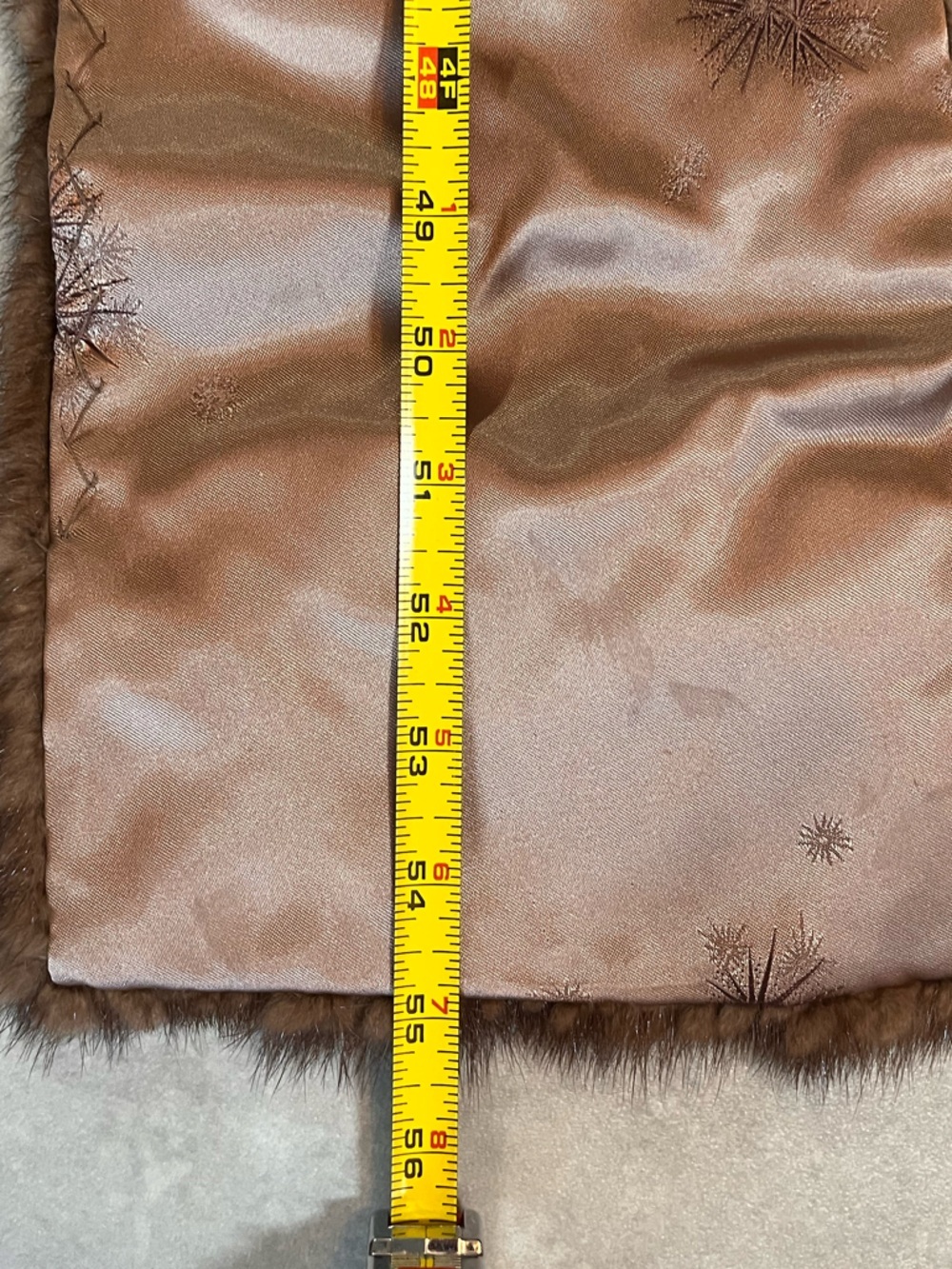 Vintage Mink Fur Stole Wrap Cape - 1940s - Satin Lining - Genuine Fur - Brown - Picture 4 of 10